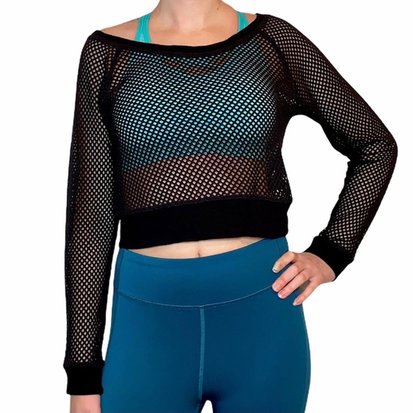 Express Fishnet Top - Picture 2 of 6